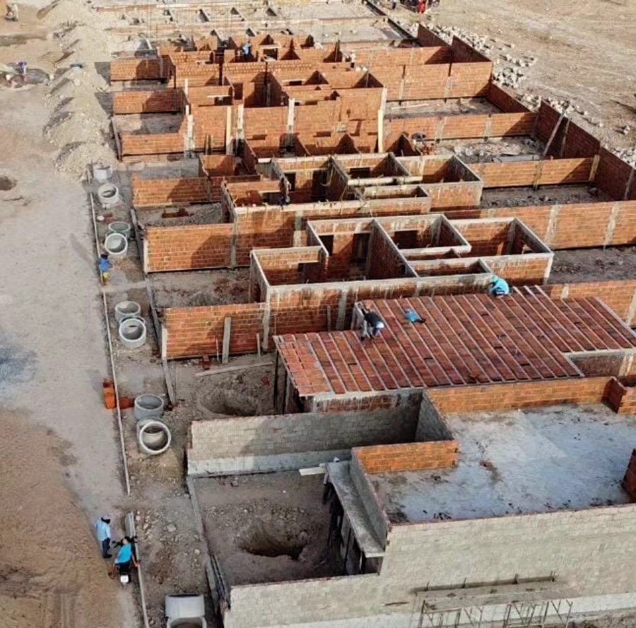 Construção das casas da primeira etapa do Residencial Parque Irauçuba